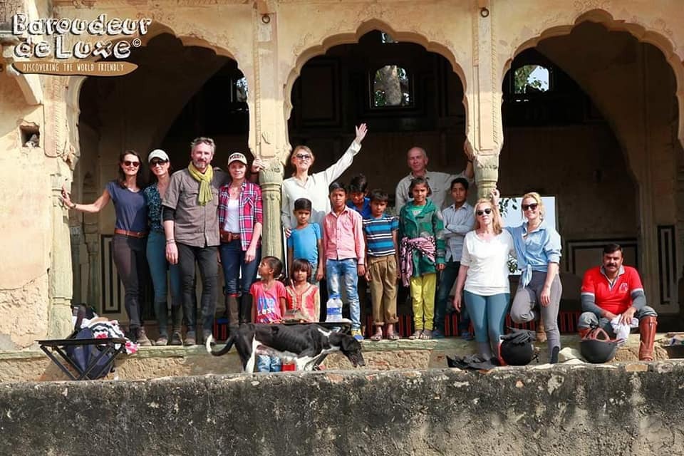 <span style="font-weight: bold;">Travel info </span>